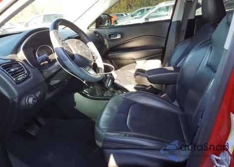 2019 Jeep Compass Limited из США, поврежденный, VIN 3C4NJCCB2KT662931